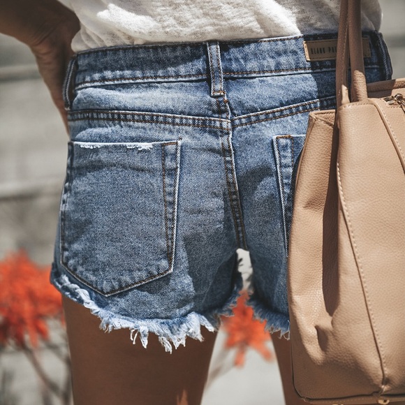 Distressed Jean Shorts - Picture 4 of 5